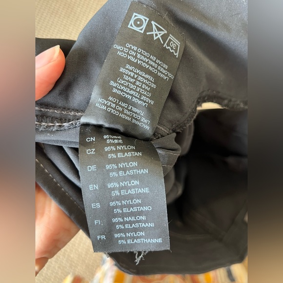 KUHL hiking pants for a petite woman (fits like XXSP/00P). Boys size M - Picture 12 of 14